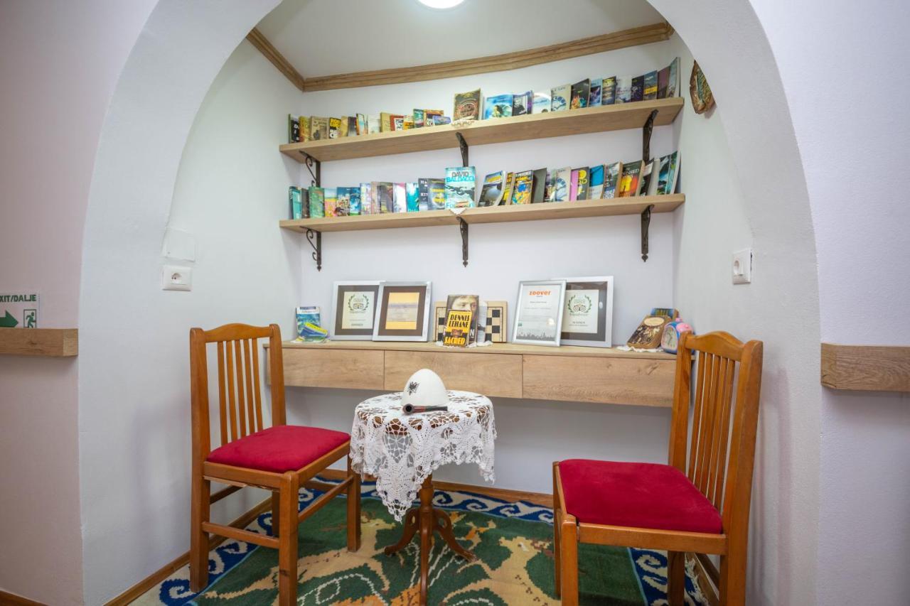 Bed And Breakfast Kotoni Gjirokastër Eksteriør billede