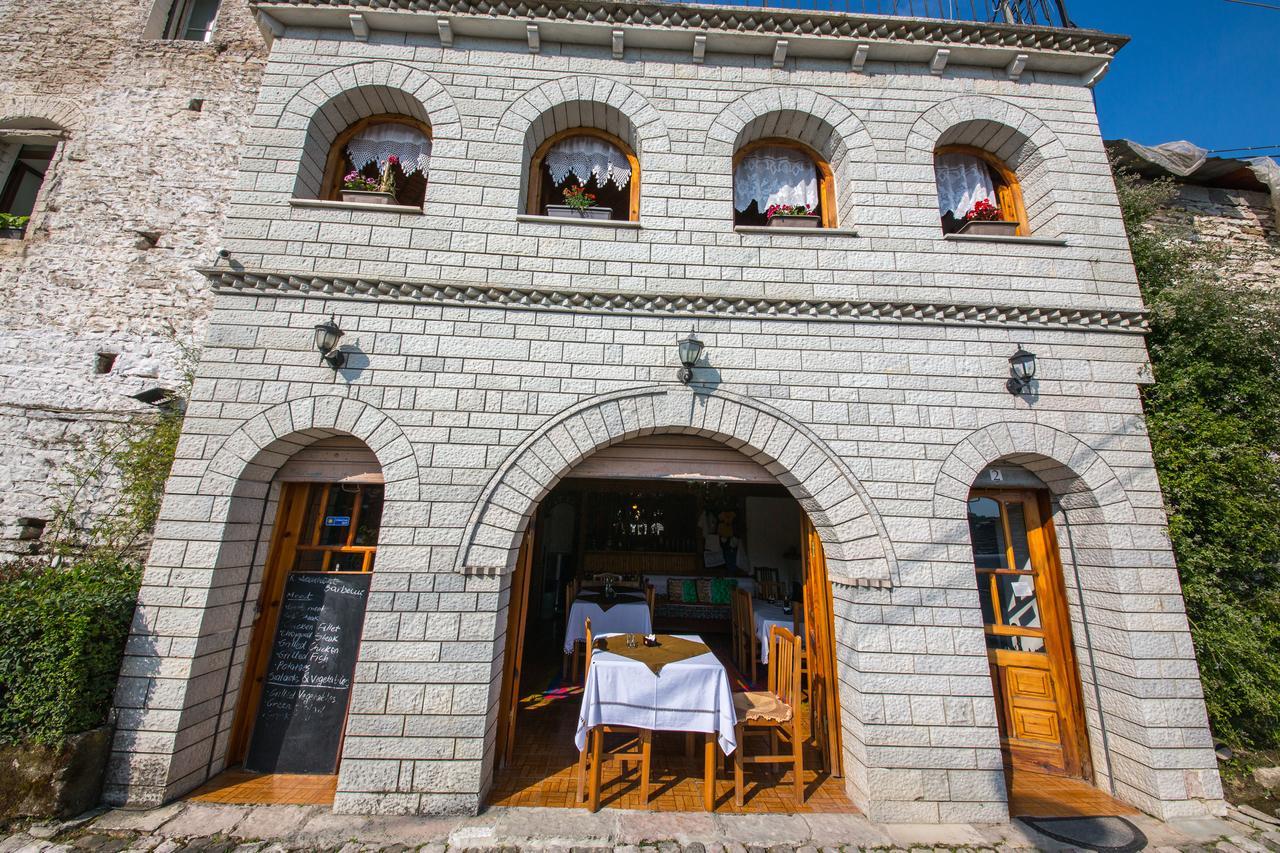 Bed And Breakfast Kotoni Gjirokastër Eksteriør billede